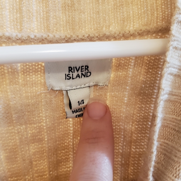 ❌SOLD❌ River Island sweater dress size 14 - Picture 3 of 5